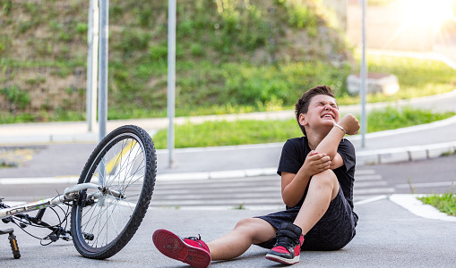 Nehoda se zraněním